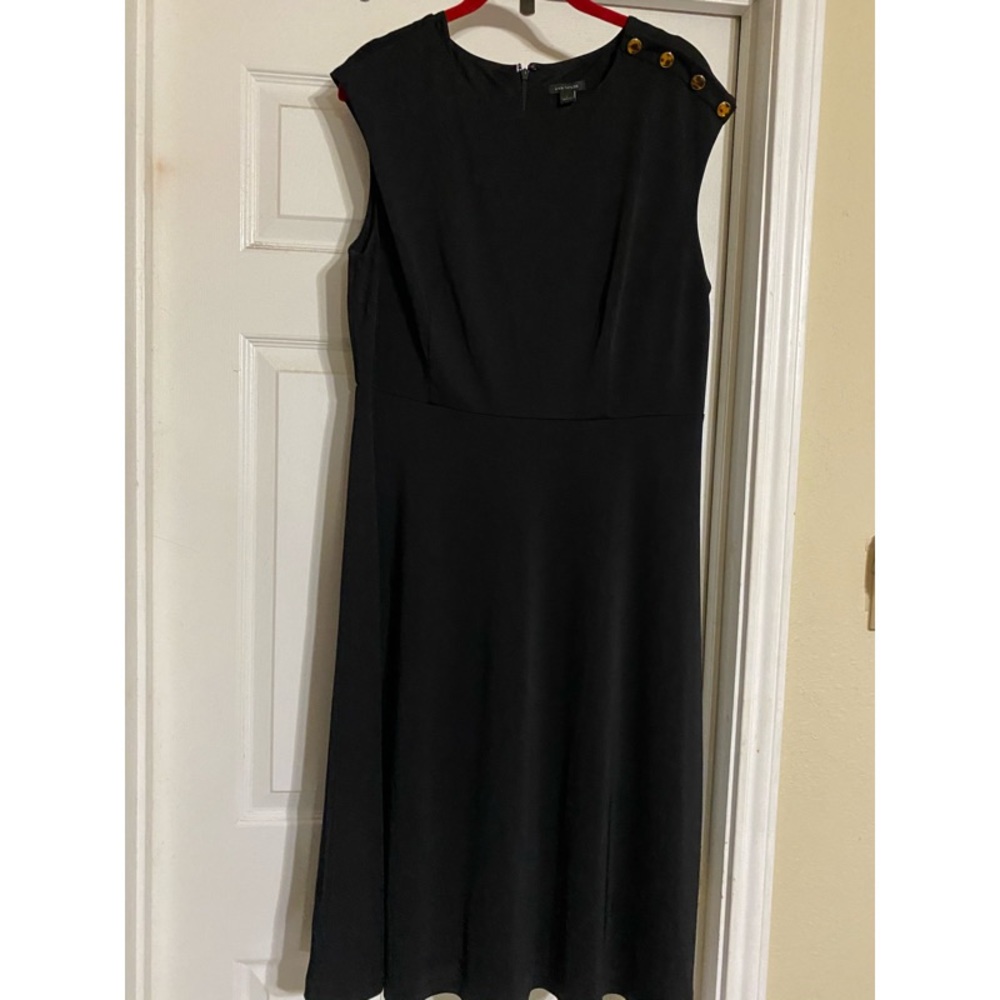 NEW Ann Taylor Black Dress~Fit & Flare~12~Ret $129
